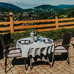 Karolowy Dwor - Mountain & Relax Couette-café