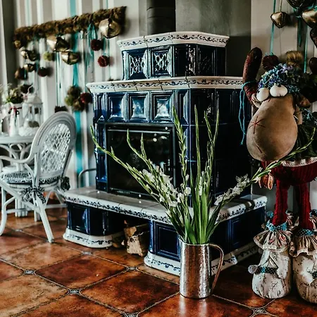 Bed and Breakfast Karolowy Dwor