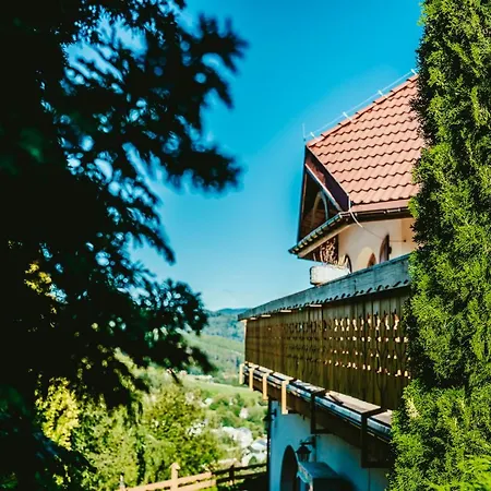 Karolowy Dwor - Mountain & Relax Frühstückspension 3*
