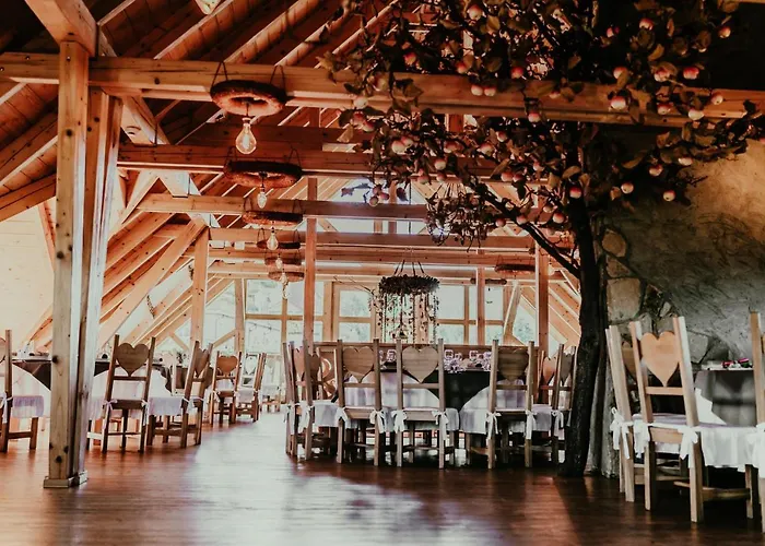 Karolowy Dwor - Mountain & Relax Bed & Breakfast