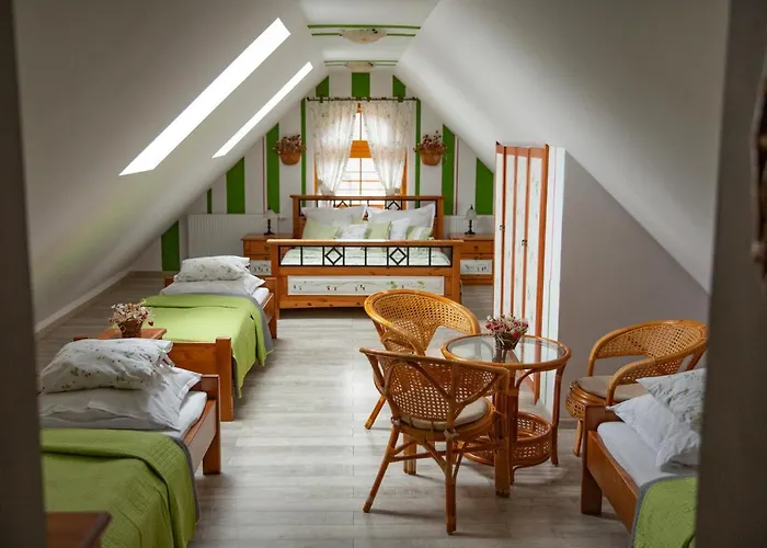 Bed & Breakfast Karolowy Dwor - Mountain & Relax